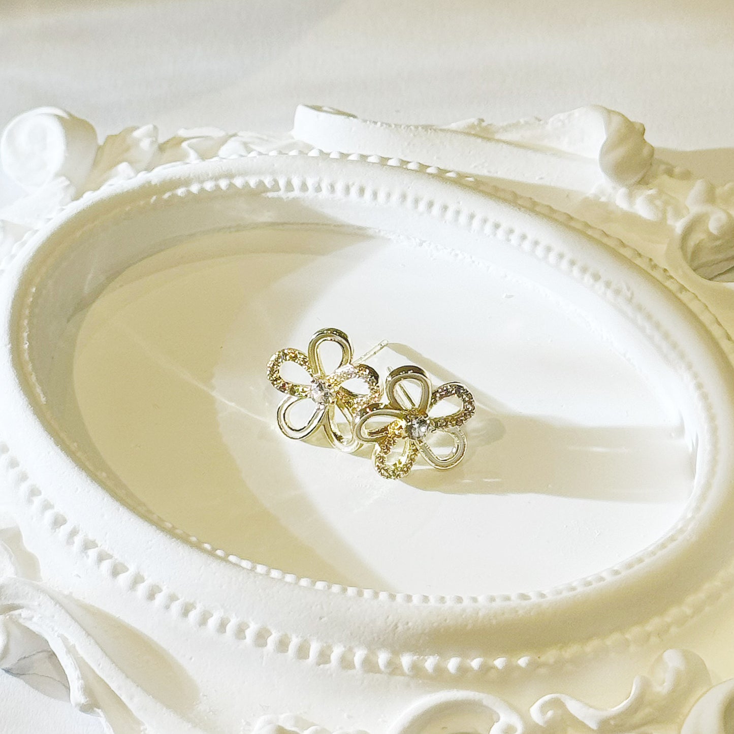 Sliver Flower Ear Rings